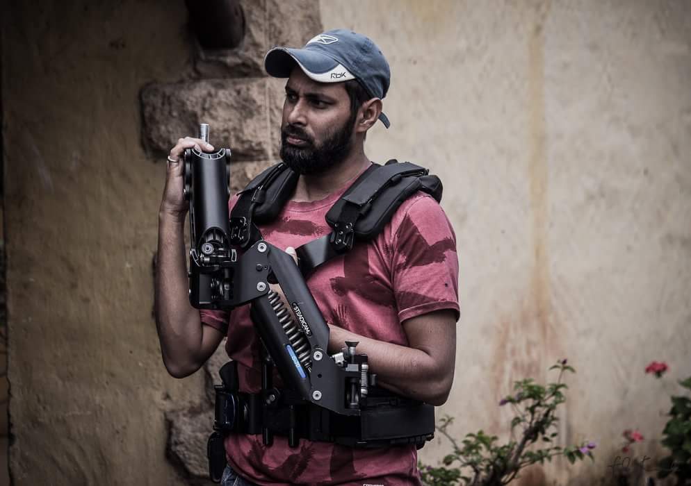 LusalaFilm's tweet photo. Introducing out Steadicam operator Mohamed Zain.
Our film was shot on Alexa Mini with the support of @ARRIChannel
#AlexaMini #Arri #Onefinedayfilms #Gingerink #Lusala #LusalaFilm #LusalaCrew https://t.co/HJpKApzXZK