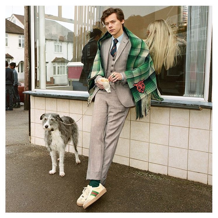 Oh boy! We love @Harry_Styles’ new @gucci campaign. See the full shoot here: anothermanmag.com/style-grooming…