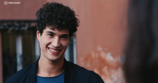 skamluvsdeg's tweet photo. “Hai finito?”
“No, c’è un’ultima cosa... Sei bellissima cazzo”

Ore 12:03, sterminio di una nazione - Made by Edoardo Incanti #SkamItalia https://t.co/2nyZRLdmLg