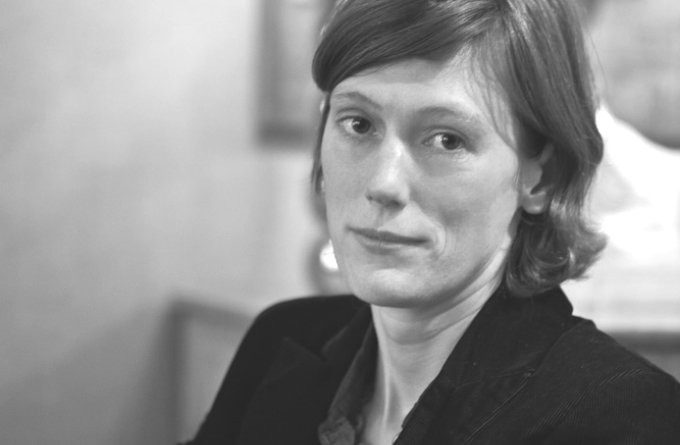 In this week's episode we speak to novelist and essayist, Joanna Kavenna.

We talk about beginnings, finding a voice in fiction and taking a Wittgensteinian view of reality.

Episode 11 - 06/06/18