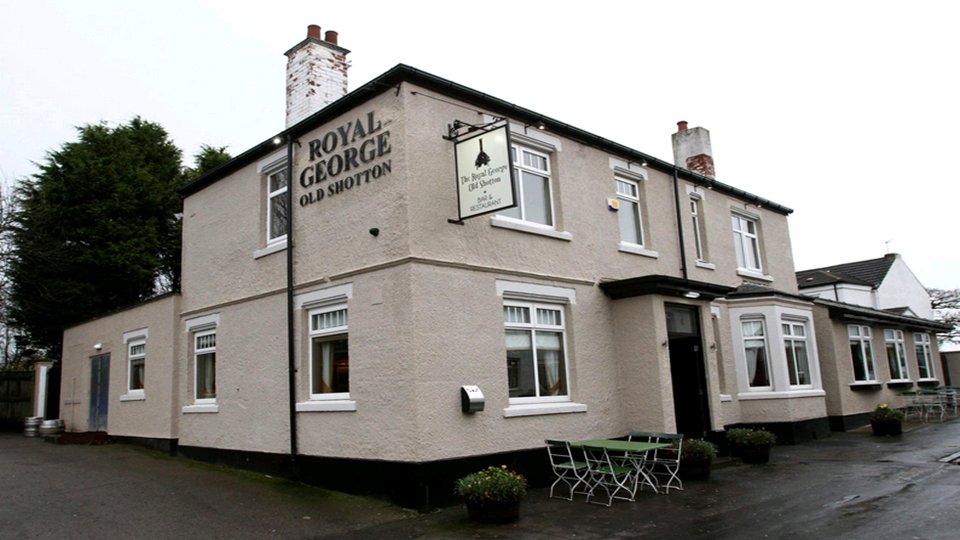 JCPinDurhamTees's tweet photo. Sous Chef wanted @ Royal George in #Peterlee £18k-£22k pa to apply see https://t.co/zeiVHTB6Si #JobAlert #PeterleeJCP https://t.co/EQsYqBkCfc
