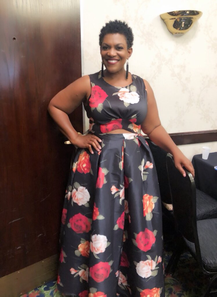 TonyaTerry's tweet photo. Felt like a million bucks in the $30 dress I wore for my MC duties over the weekend! I love a good deal! #bargainshopper #savewithstyle #verytonyaterry #2pcdress https://t.co/lfnIlHCzT2