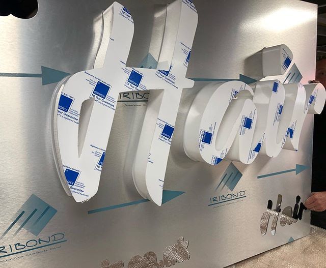 signs2signs's tweet photo. Built up letters and back trays... Signs 2 Signs ... Get In Touch ..We Provide trade only services of #buffing #buffer #diamondpolish #diamondpolished #diamondpolishedacrylic #lasercutting #lasercut #flatcut #builtups #builtupletters #acrylicbuiltup #acr… https://t.co/3zrO2QPtOX https://t.co/ayQypHnBpk