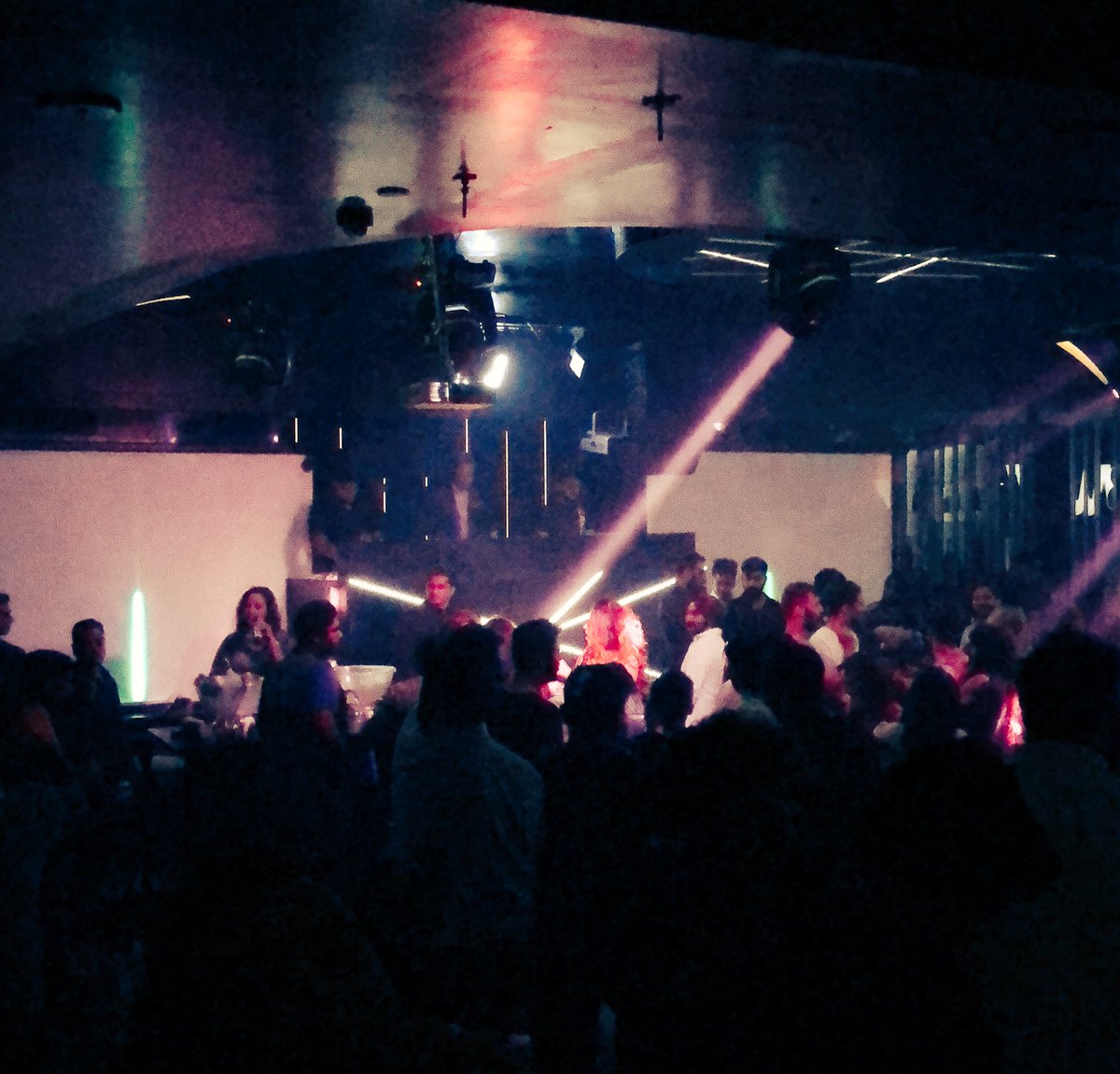 TheJohnStrand's tweet photo. Laser lights and thumping beats drive the nightlife in New Delhi 🎆 drink & dancing reign supreme after the scorching sun has gone down ... India is pulsing with people and a collective energy for embracing the gift of being alive ⚡️ #darkhorse #dandylion #bbmodels #JohnStrand https://t.co/xJ4wnFw6Gn