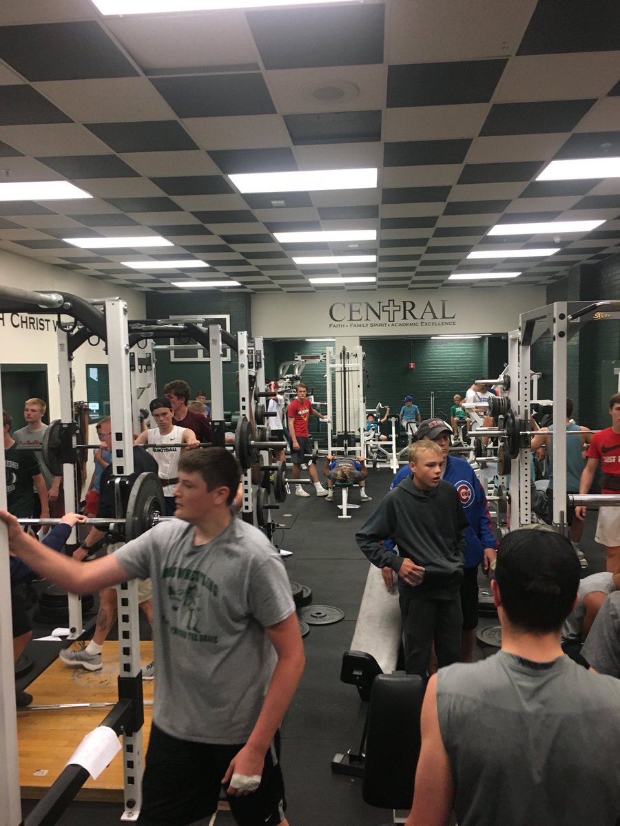 BC_WeightRoom's tweet image. Great first day of summer lifting for the boys of fall. #RiseandGrind    #Proverbs14:23-24