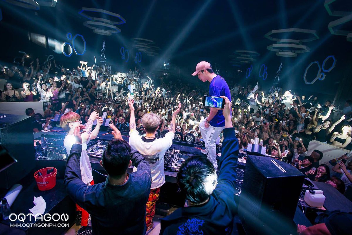 Í• ë§ Ìžˆì–´ Ë¸Œì´ On Twitter Photos 180601 Oqtagon Facebook Updates Of Seungri In Cebu Seungri Waving The Philippine Flag During Encore Í• ë§ìžˆì–´ë¸Œì´ Gt2vi Oqtaone Seungriincebu Https T Co J95gz8anhg