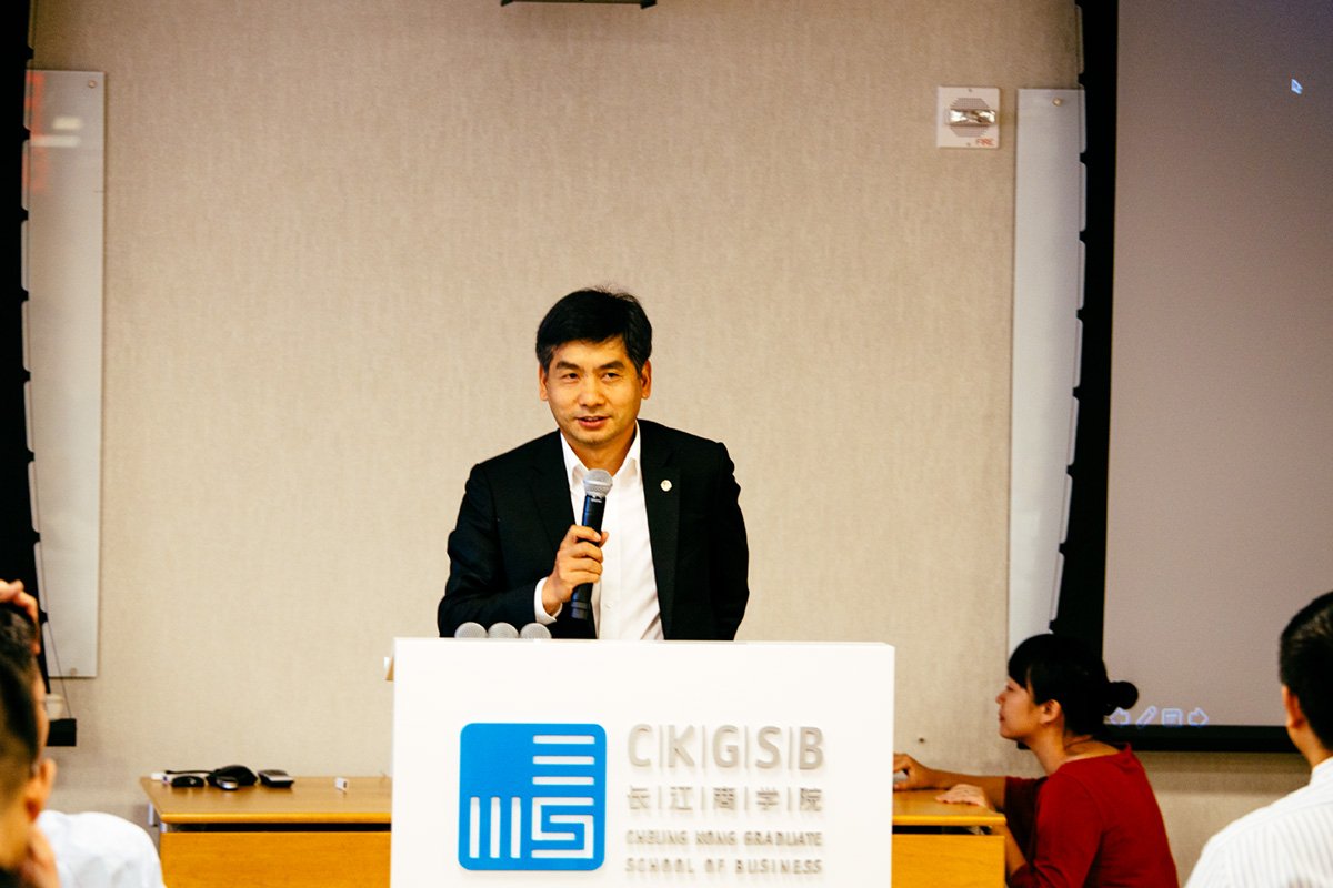 CKGSB_America's tweet photo. We hosted Ping An bank this Saturday. Ping An Bank is a subsidiary of Ping An #Insurance, the world's largest and most valuable insurer (worth $217 billion), it is also one of the world's biggest #investment and #AssetManagement company with nearly $849 billion. #business https://t.co/nHlg1rzzaP