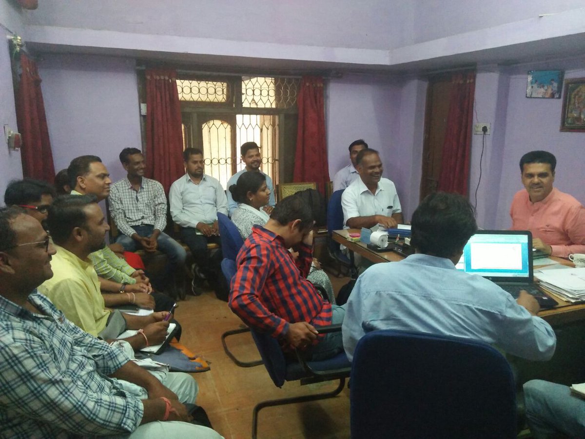 TRIFoundation's tweet photo. 2/Our partners involved in the meeting~ #Samavesh #FFHIT #SFI @SudikshaTweets & #Gramunnati (Sagar) decided to help each other in ongoing activities. Monthly joint planning & required support to each other were also identified in this meeting.
@tatatrusts @CMMadhyaPradesh https://t.co/3GqKGQ2ue0