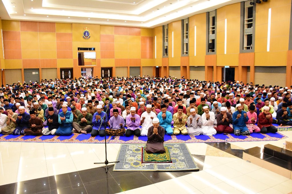 MPLD_TLDM's tweet photo. Ukhuwah Islamiah Asas Penyatuan Ummah. Majlis Iftar Peringkat @MPPL_TLDM di Dewan M. Sidek Shabudin.
#navypeople
#Ramadhan1439
@tldm_rasmi @mykamarul @rusliramli544 @fmyeor
@kdptldm  @KDSI_rasmi
@kdsi_1 @PK_TLDM @GAGAHSAMUDERA https://t.co/CBiKKyK06S