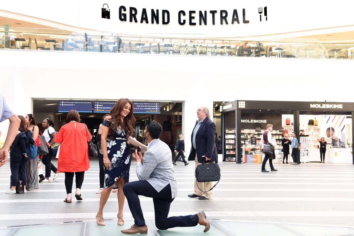 LTVBirmingham's tweet photo. Did you spot THIS at #GrandCentral @Bullring this weekend? A marriage proposal with a difference took place between Ankur Amin & Risha Patel after meeting at the station years ago. Congratulations to the happy couple. There's more from 6pm on #WMLIVE. Cheers to that! https://t.co/tQgzkfSpV3