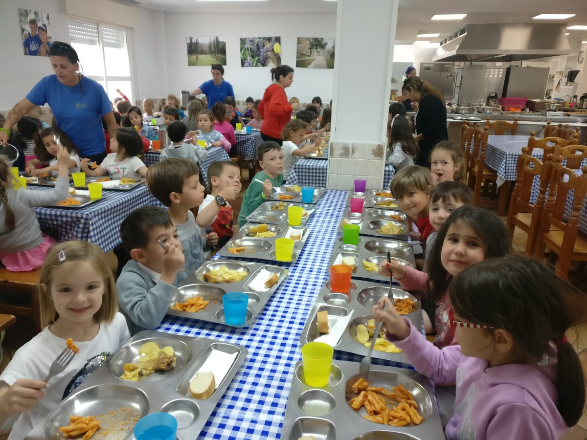 Mirabal_Infant's tweet photo. Rica comida granja I5. @ColegioMirabal https://t.co/fRaHKXmyjy