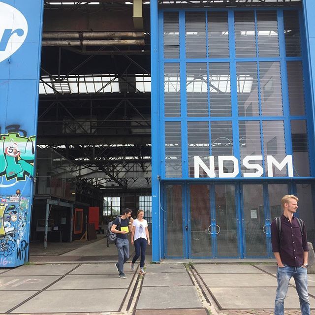 Nieuwe lokatie! We zijn verhuisd. Uitpakken en weer aan de slag. Kom vooral eens buurten :). .
.
.
.
#alwaysbesketching #sketch #sketching #jamvizthink #sketchzone #sketchaday #dailysketch #drawing #illustration #art #artistsoninstagram #instaart #tekeni… ift.tt/2sFbKfx