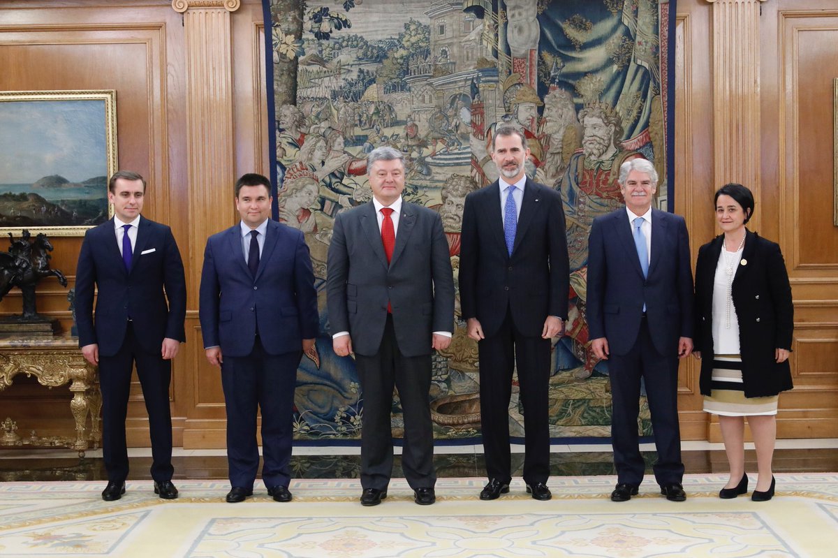 El Rey recibió al Presidente de Ucrania, Petró Poroshenko, de visita oficial en España. casareal.es/ES/Actividades…