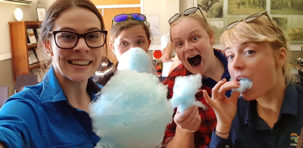 kaateelysee's tweet photo. Day 6 of @QldFarmers Reef Extension Grad road trip! Can you tell we are big supporters of the sugar industry? Fun afternoon at the Sarina Sugar Shed in the @ReefCatchments region! 😍🌾 https://t.co/xBofnYMduO