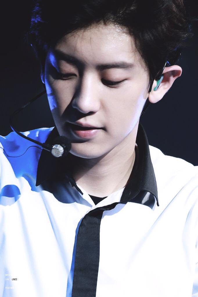 จงอวยชานยอลให้มากกว่าที่พี่เขาอวยตัวเอง tweet media