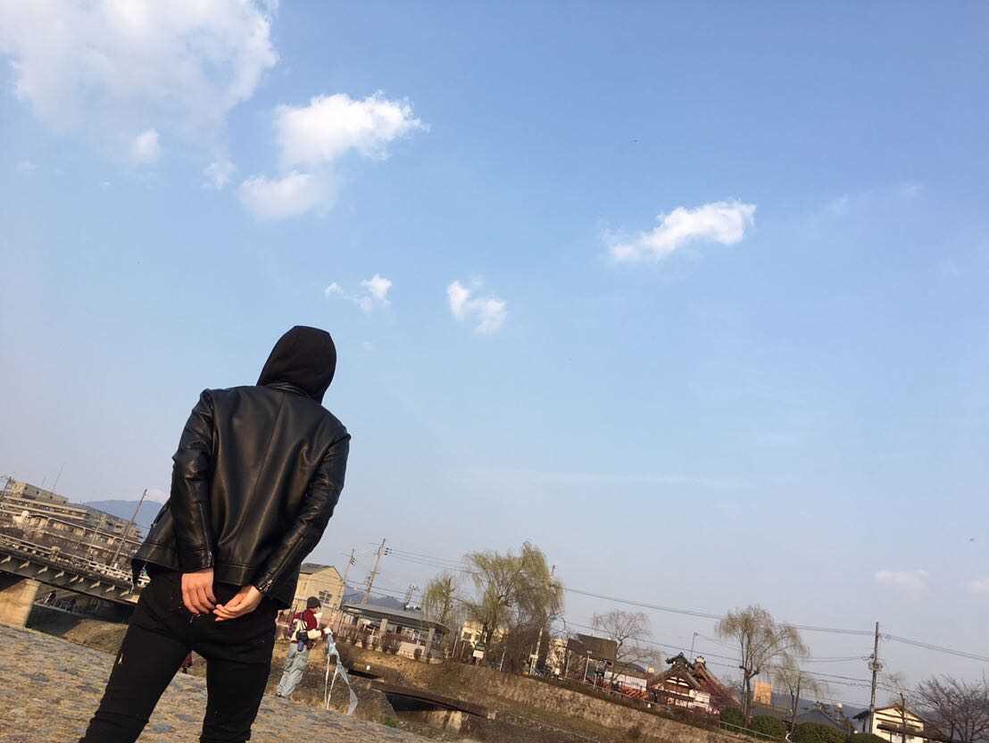 rain_09041's tweet photo. 自分の好きなこと、やりたいことやって飯食えるようになったらよくないですか？
たった1度きりの人生だからこそ あーしよかな こーしよかな なんて思うだけだったら誰でもできるし、結局やってみないと分かんないことの方が多いんだから1歩踏み出してやんないと変わらないし何も成長しないと思うな〜🧐 https://t.co/uyhyvHjHa5