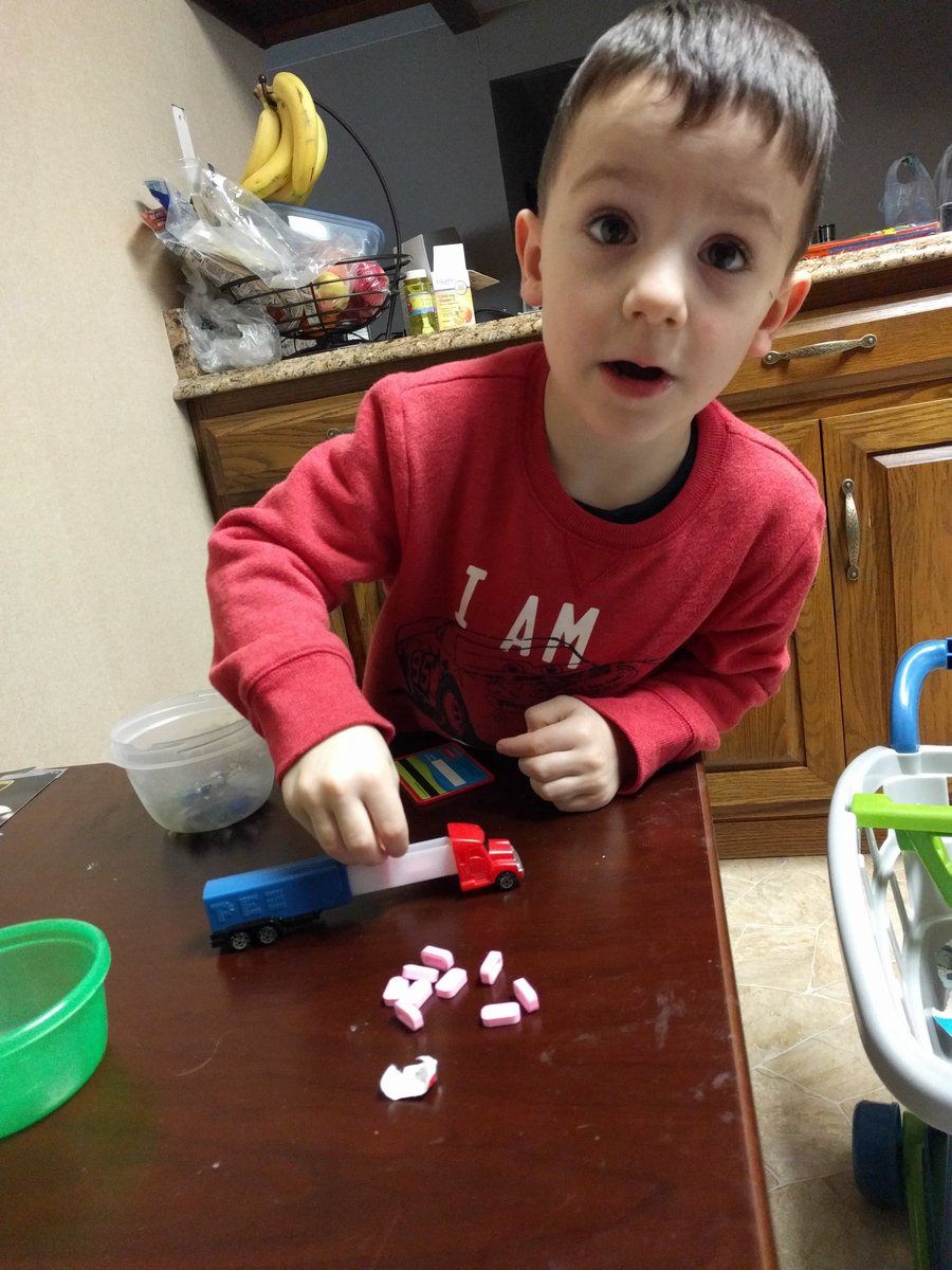 NoahHlavacek's tweet photo. YES! Marble store is here! I saved up for some new race cars and some pez! #MarbleStore

[12-24-2017] https://t.co/Vg092rR7nD
