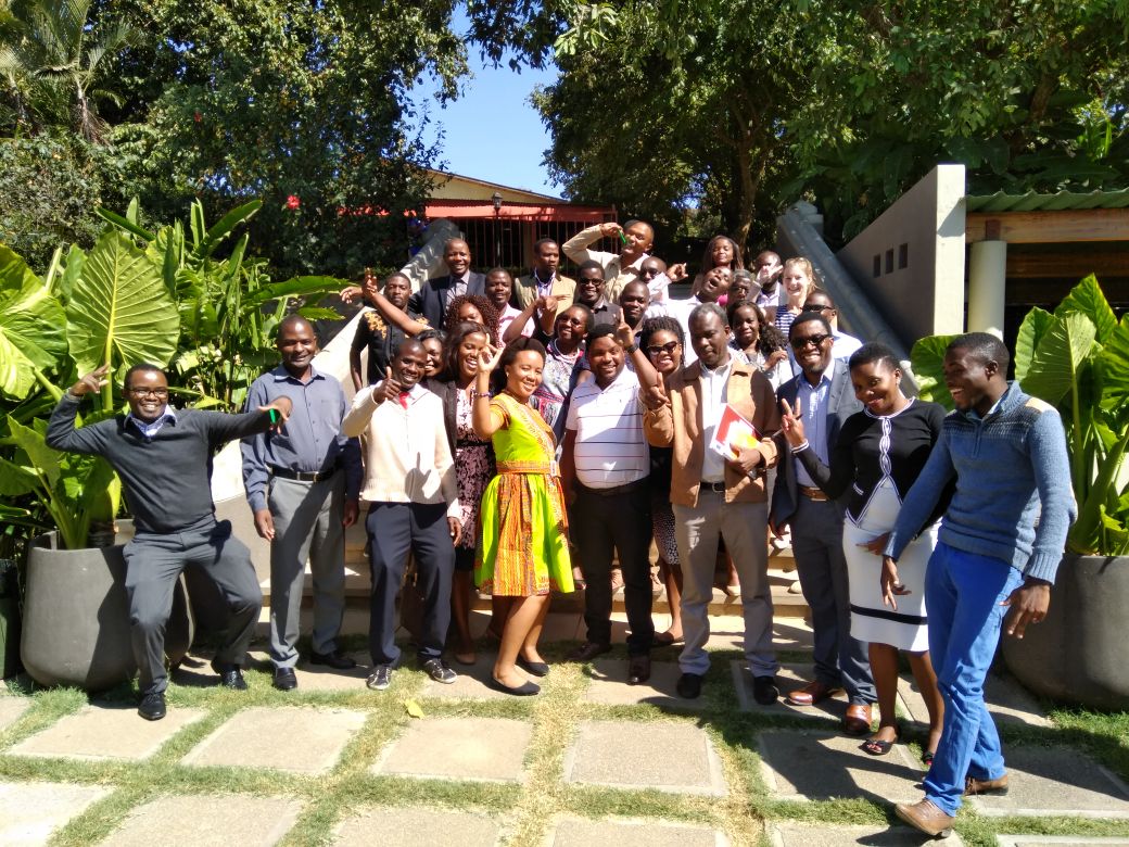 SEED_SustDev's tweet image. Aspiring #entrepreneurs are brainstorming &amp;amp; drafting their business plans at the SEED Replicator workshop, NOW LIVE in #Lilongwe #Malawi | Interested to join our next SEED Replicator workshops? Check them out here seed.uno/support/replic… #SocEnt #SustDev #Enterprises #Innovation