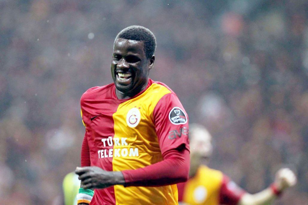 Mutlu Y llar / Happy Birthday Emmanuel Eboue! 