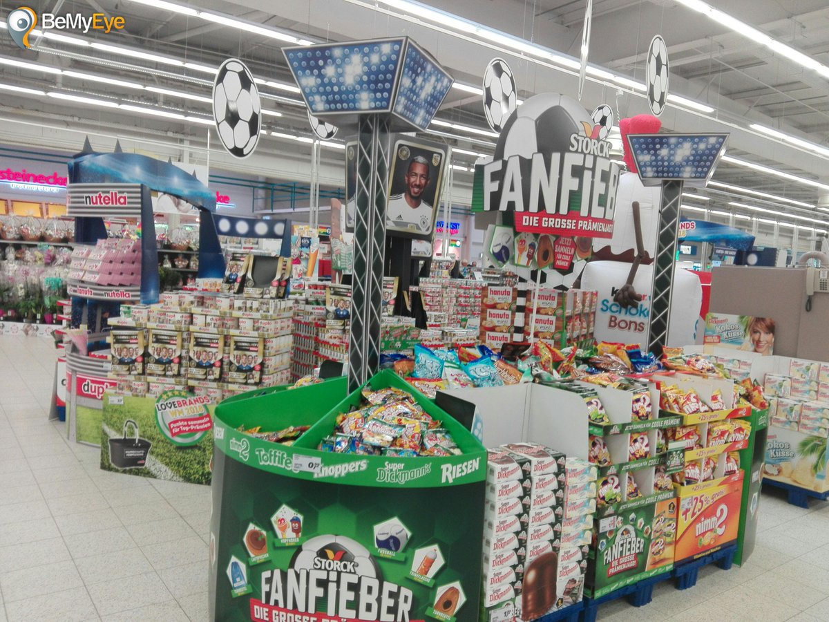 InStore_Europe's tweet photo. Massive! That’s the first word that comes to mind seeing this spectacular activation by @Ferrero, found in Germany! The children will be automatically immersed by their football idols, the parents don't stand a chance! #trademarketing #worldcup  
Credit: https://t.co/iRQ6LAy9bi https://t.co/vAMyoDrozG