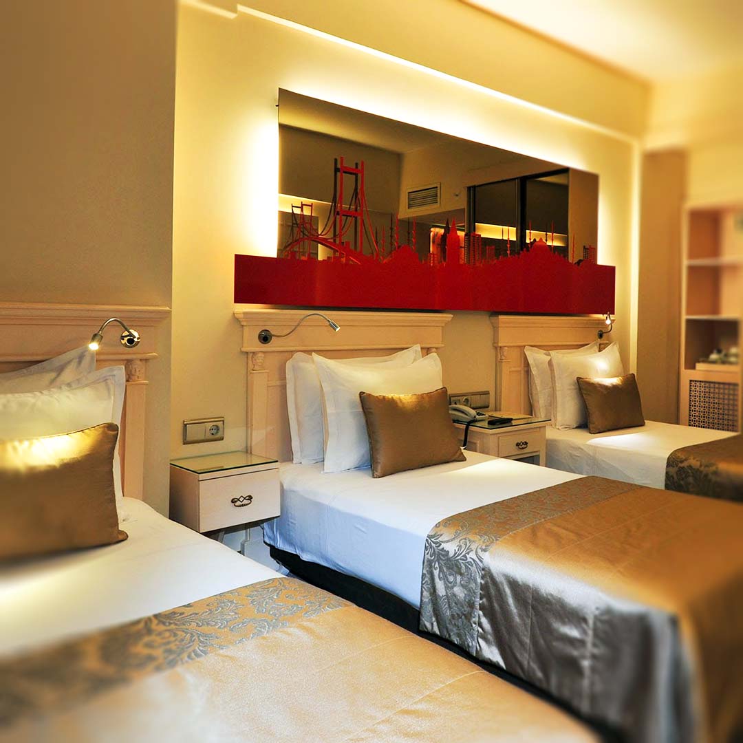 yasmaksultan's tweet photo. Küçük aileler veya arkadaş grupları için ideal seçim olan Üç Kişilik odamız, modern mobilyalar ve Osmanlı dokunuşları ile dekore edilmiştir.
Our Triple Room, ideal choice for small families or groups of friends, is decorated with mordern furnishings and Ottoman touches. https://t.co/uUqZTJr4GH