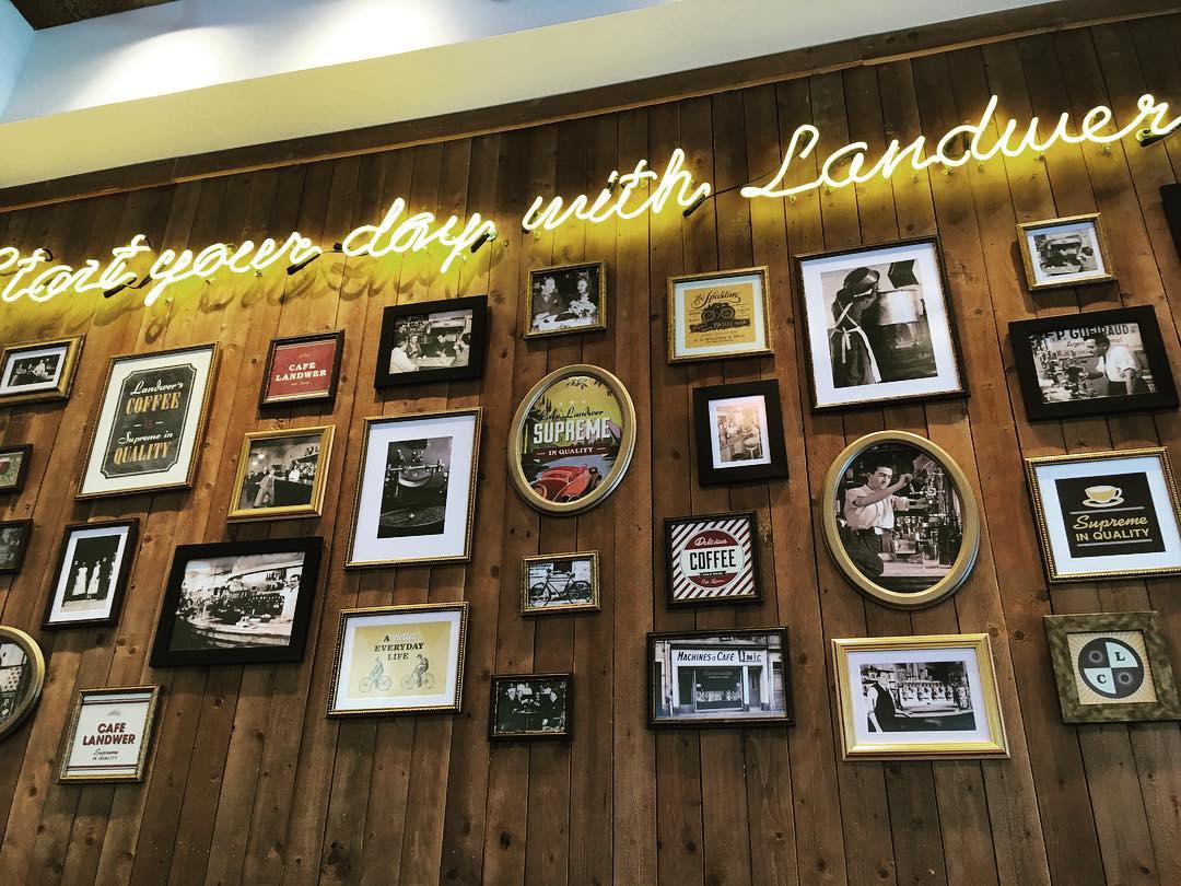 In life, food &amp; art are the perfect match.
📷: @castaray