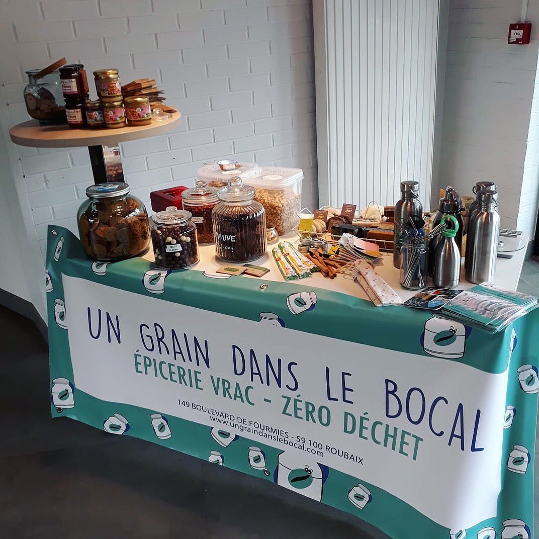 happychicgroup's tweet photo. Ce midi pour la semaine développement durable 2018 Un Grain dans le Bocal, épicerie vrac à Roubaix est venue au siège pour parler du sans emballage ♻️
—
#vrac #sansemballage #antigaspillage #diy https://t.co/HBFLavBC2y