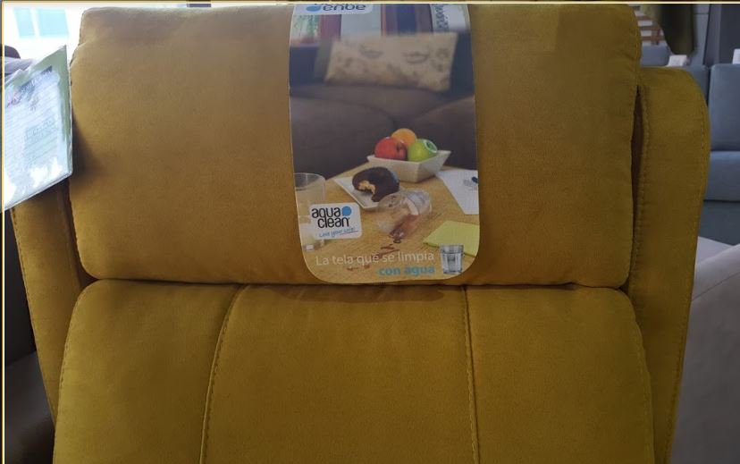 aksofakama's tweet image. Nueva coleccion de telas antimanchas, ¡se limpian con ag ow.ly/PucI30kjmvT ua! #tiendassofas #sofasmadrid #decoracion #aquaclean