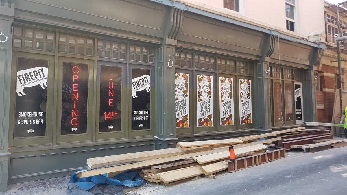 AbilityPrint's tweet image. Lots of fitting going on - making all the @PottingShedBing look pretty at Harrogate and Southport.