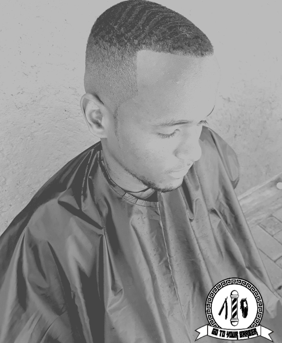 Dial a barber +264 812231718
#go2urbarberbroer #g2ybbr #dialabarber #haircut #barbershop #barber #fade #barbershopconnect #IOnlyUseWahl #cutlife #barberschool #barbercollege #clippers #barbergang #wahl #thecutlifemajorleaguebarber #barberlifestyle #taperfade #mensfashion