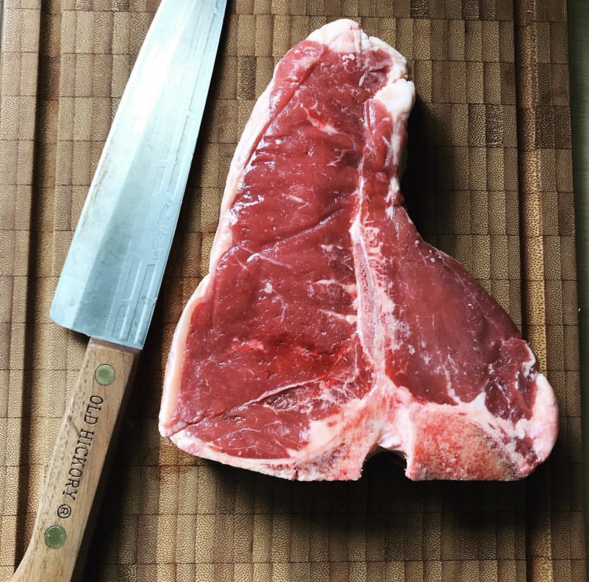 OntarioKnife's tweet photo. #meatymonday ๐๐ฝ๐ช
#ontarioknifecompany #ontarioknife #ontarioknives #okc1889 #oldhickory #cookknife #tbone #food #chef #grill #bbq #eat #fixedblade #madeinusa๐บ๐ธ #hunting #camping #hiking #kitchen #cutlery #knifecommunity #knifelife #knifeaddict #knifeculture #quality #knife https://t.co/R7kOl8bIWq