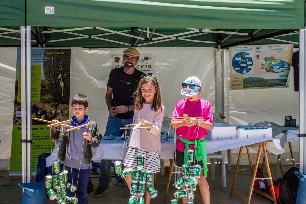 CaleroMarinas's tweet photo. Perfect day in @PuertoCalero for the #JNMA2018 with fascinating eco-content and loads of fun watersports activities - thanks to everyone who took part! @WorldOceansDay @TheBlueFlag https://t.co/XyOZsPjMFN