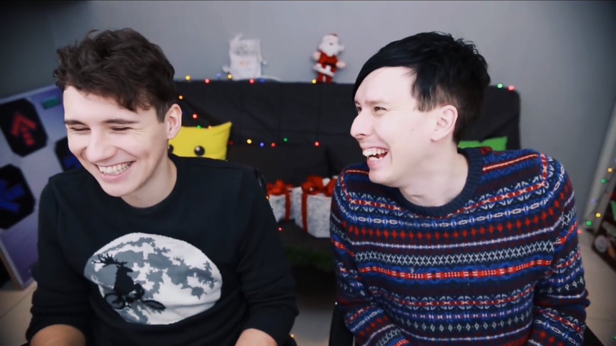 bookmarklester's tweet photo. they’re so happy together https://t.co/Kwk3BwEtnB
