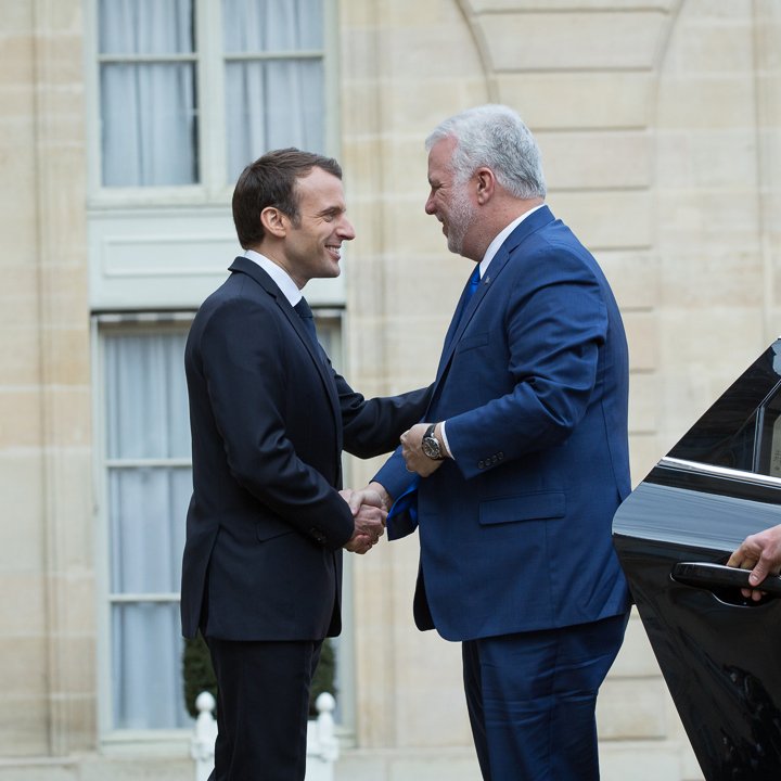 Quebec_FR's tweet photo. Le premier ministre du Québec, @phcouillard , accueillera à Montréal le président de la République française, @EmmanuelMacron , dans le cadre du volet bilatéral franco-québécois en marge du Sommet des dirigeants du @G7fr le 7 juin prochain. #G7 
https://t.co/16yv5UiSHz https://t.co/KvIdsvYMHQ