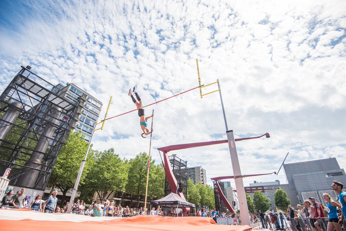 rotterdam's tweet photo. Ontdekken wat #Rotterdam te bieden heeft op sportgebied? Kom zondag naar het #Schouwburgplein tijdens #010Moves! Doe mee aan allerlei #sportclinics en workshops en geniet van demonstraties. Lees meer: https://t.co/ky1kKzFa6G
Foto's: Ferdy Collenwijn https://t.co/zCq2RzOPwy