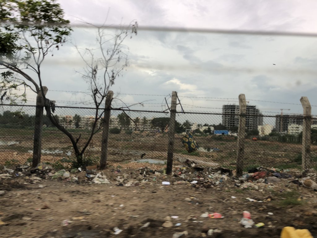 NammaBengaluroo's tweet photo. #Horamavu lake in #ward25 #krpuram #nammabengaluru is being drained of all the water.. and bund also being built on all the sides.
Looks like the efforts of #citizengroups has paid off and pur our gov into action.@HoramavuLake @InHoramavu @Namma_Bengaluru @BBMP_MAYOR @BBMPCOMM https://t.co/EVDtQmoNI1