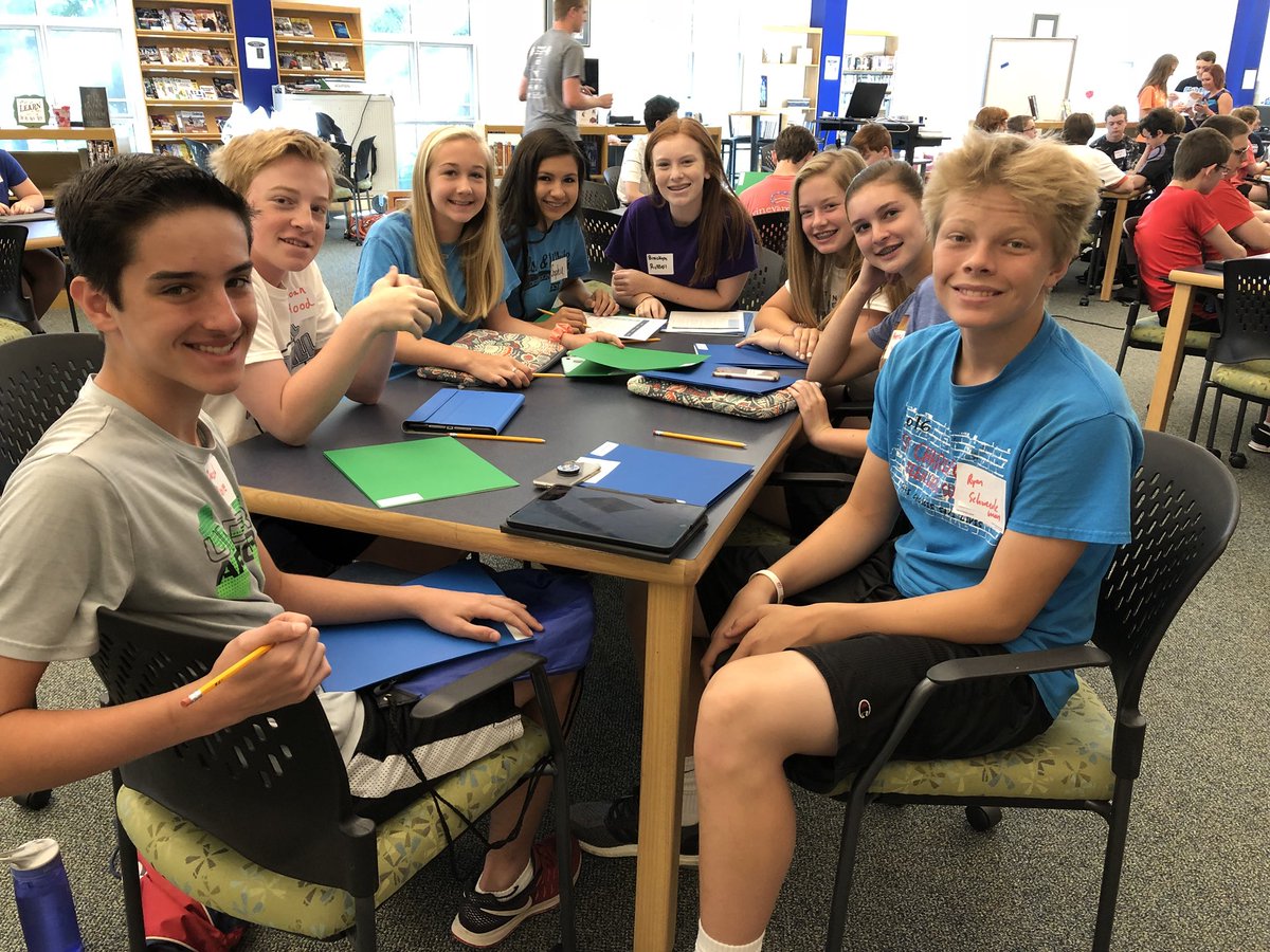 JEatonPrincipal's tweet photo. Freshman Edge kicking off ... it’s going to be an awesome week for the students of 2022! https://t.co/YGKxMHEB9T