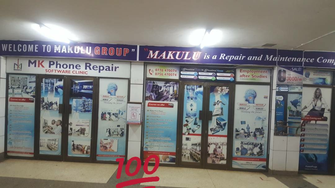 #makuluthephonerepairandmaintenancecompany #rebranding . trust us with ur latest garget #smartphones #stickingtoevolution .we ar more wen it comes to #cars #makuluautogarage #dedicatedtoserve