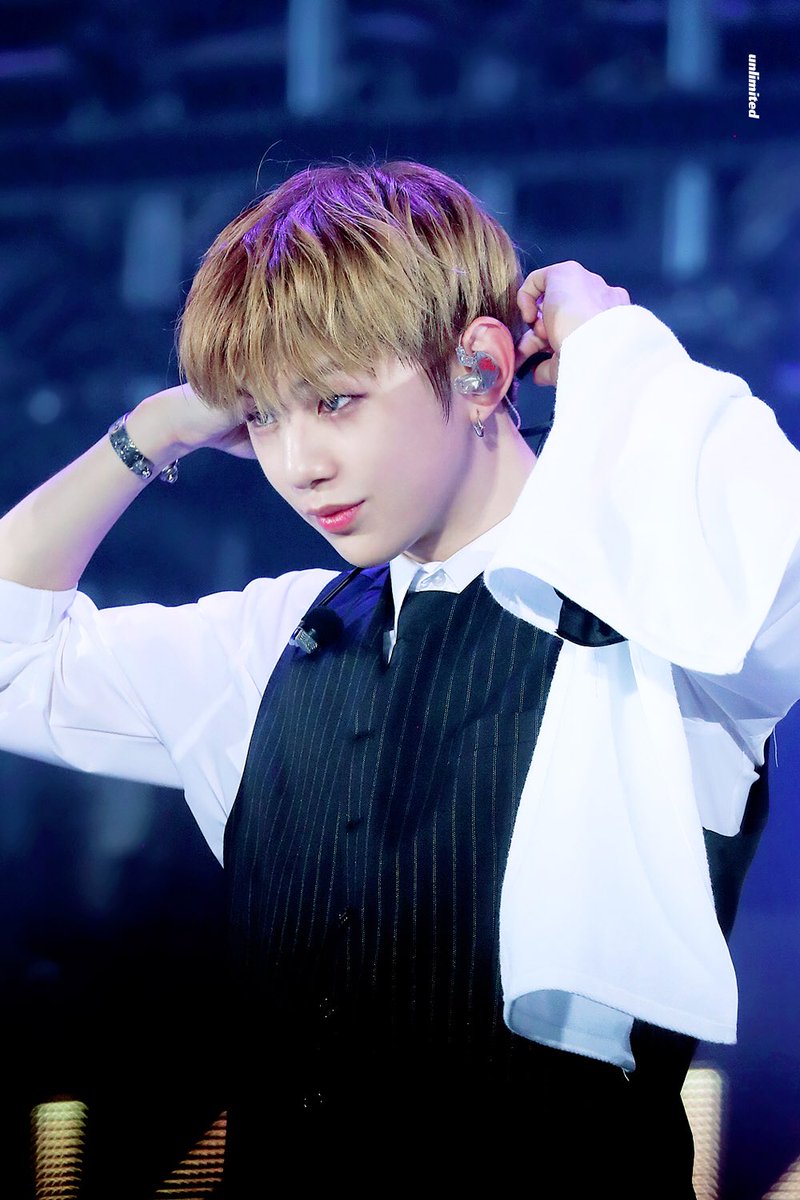 unlimited_dn's tweet photo. 180603 워너원 원더월드 인 서울 #강다니엘 https://t.co/W8oA65pET0