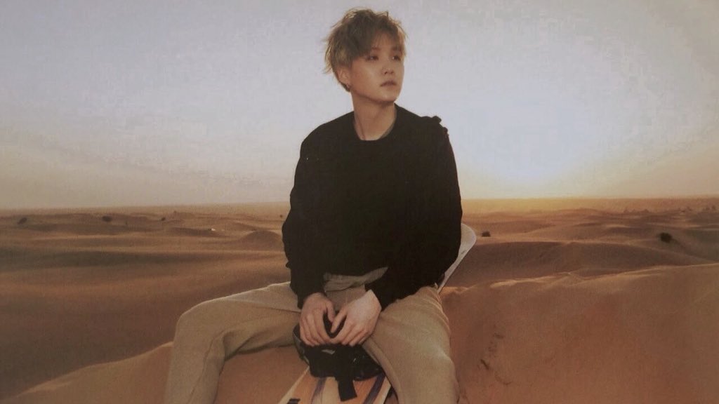 kitkatmin's tweet photo. when we're together even the desert becomes the sea 💫

                                                           #ARMYSelcaDay https://t.co/9QYT5koYDF