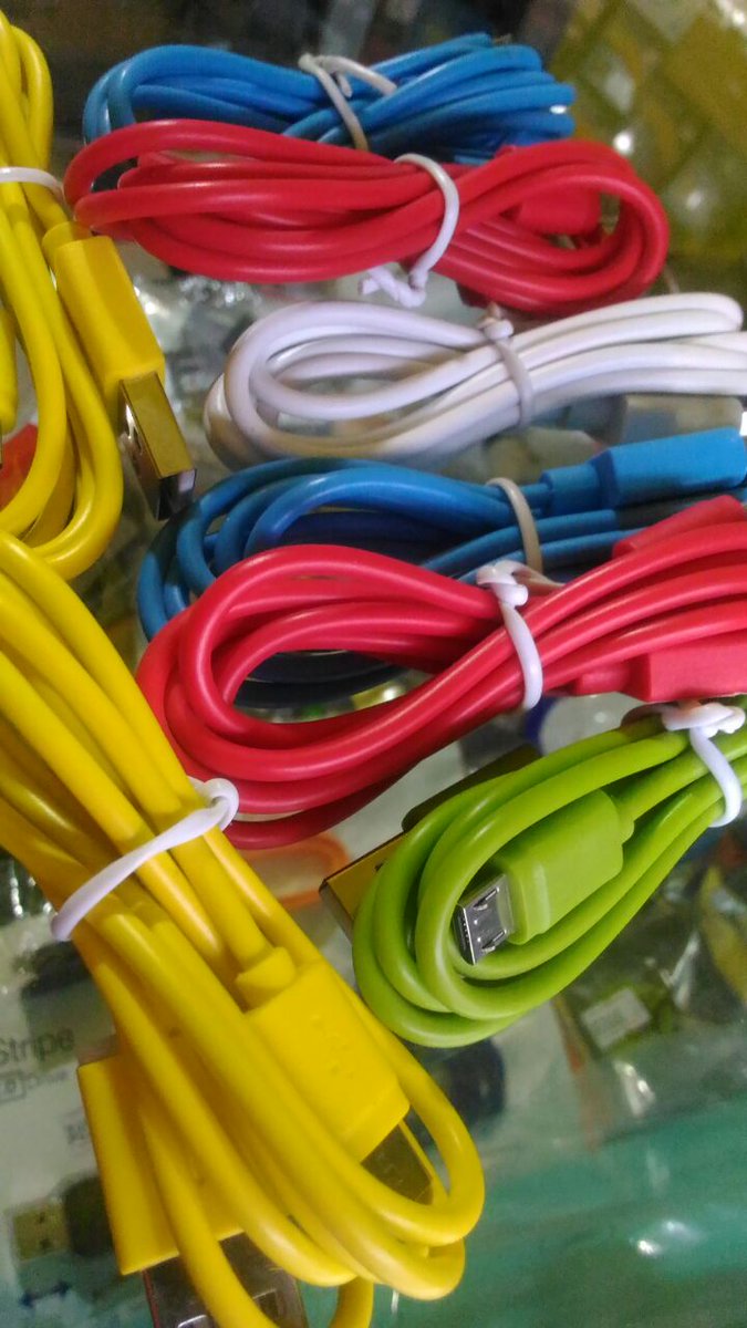 rian_computer's tweet photo. kabel data istimewa dengan berbagai warna yang menarik dan harga pelajar tidak menguras kantong
Free kirimm bergaransii 
Cek harga di 👇
Whatsapp/HP : 081215161142
BBM                 : DBB8EC36
LOKASI            : SEMARANG
FREE KIRIM SEMARANG

#kabeldata #accessories #Semarang https://t.co/bKqvjdVu4F