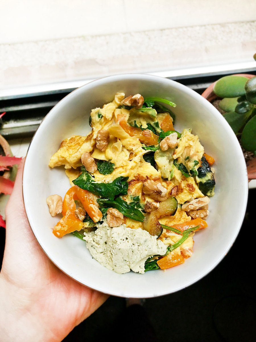 Well, hello there Monday morning. ☀️ Start the day off with this scramble + Roasted Garlic &amp; Herb Spread. Now, go kick today’s 🍑