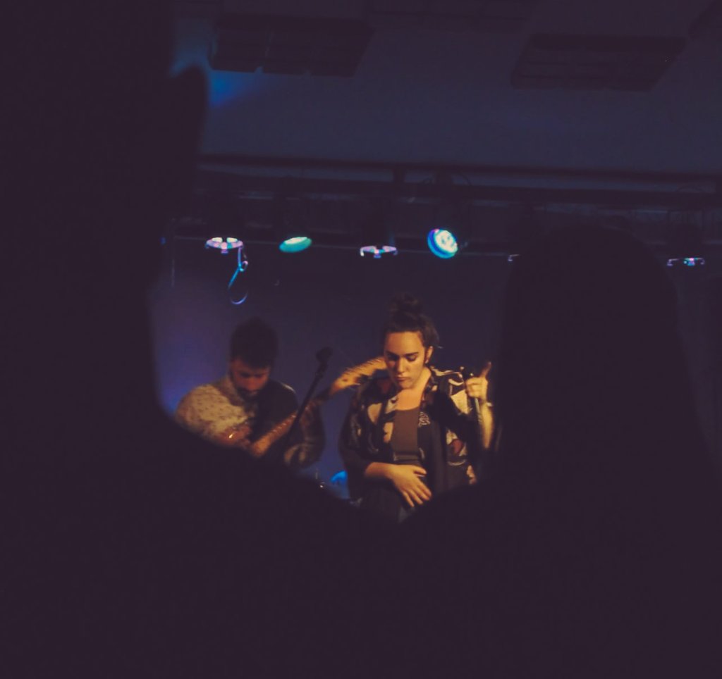 LaraGroove's tweet photo. #italian #female #soul #singer #live at #Ohibo #Milano https://t.co/d0SxCWBvhg