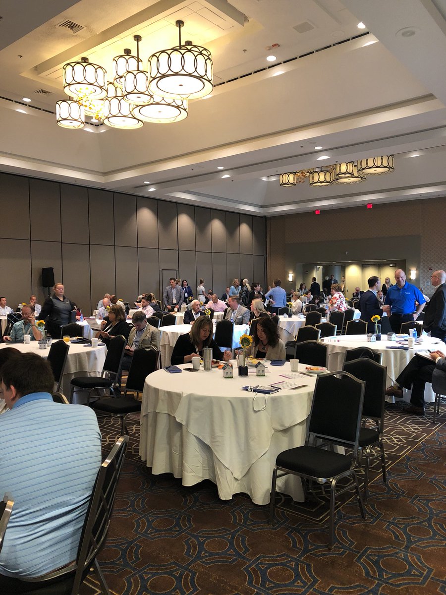 openmindscircle's tweet image. 15 minutes away from beginning the SOLD OUT 2018 I/DD Executive Summit presented by @openmindscircle and @CapGrowPartners ! #OMIDD