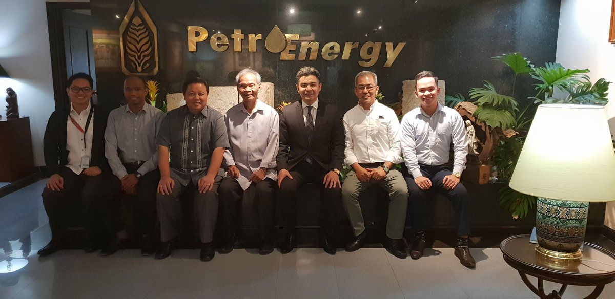 ruslan1kz's tweet photo. Petrol Energy is shifting to renewables. Thank you Mr Cortez for interest in Primus Power. Oil&amp;Gas companies interested in storing energy. Lots of opportunities for us in Asia Pacific. 
#PrimusInManila #PrimusPower #Philippines https://t.co/9IfXPFyiXt