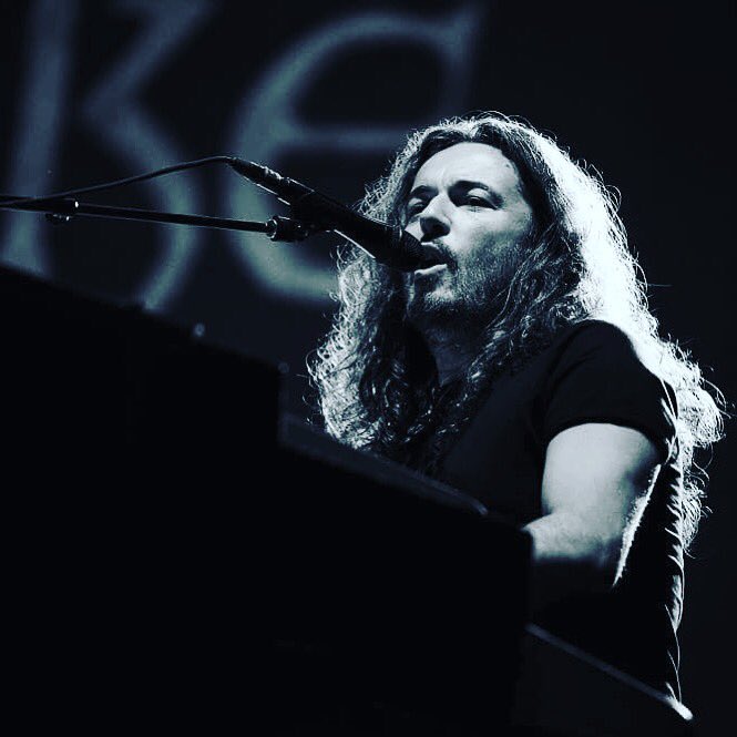 Michele_Luppi's tweet photo. WS US Tour 2018 - Day #2. Time to setup my rig๐น
#whitesnakeustour2018 #korgkronos2 #keyborgan #mogamicables #ikmultimedia #backontheroad #musiclife #lifeisfun https://t.co/3yC1YtfC46