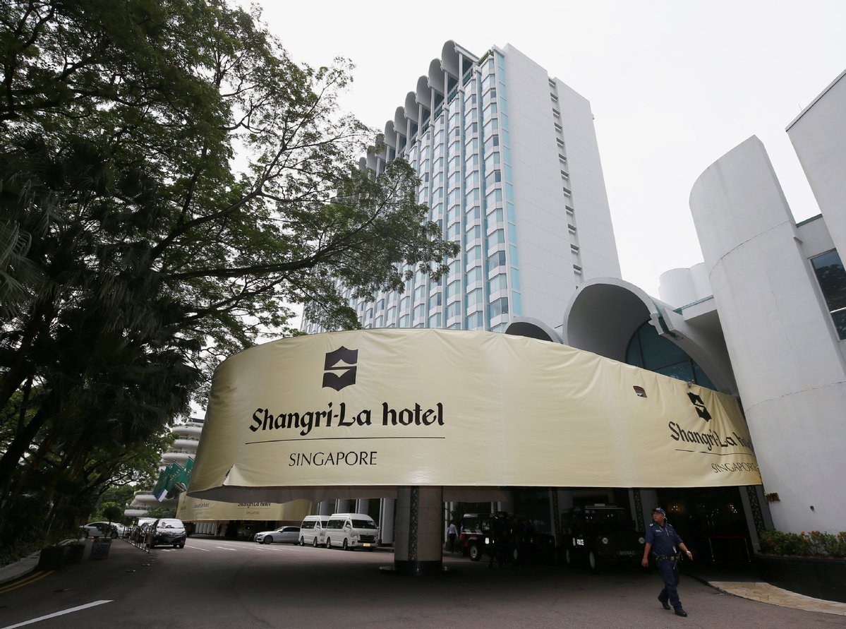 ChinaDaily's tweet photo. Singaporean authorities have designated the area surrounding the Shangri-La Hotel a "special event area" from June 10 to June 14, for the summit between US President Donald Trump and the Democratic People's Republic of Korea's leader Kim Jong-un. #DPRK https://t.co/uzjxcUeVeV https://t.co/tF4aRotFfN