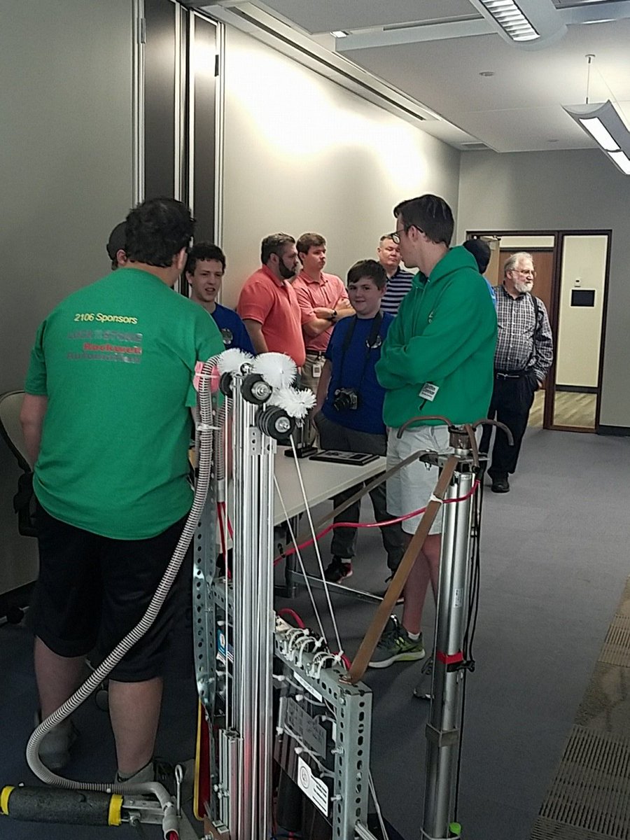 Stephanie DeLoach tweet media