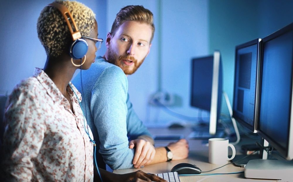 #DevOps indispensable for #agile work
 "In a world where the time-to-market should be short and the rate of change is high, DevOps will be the icing on the cake", says @dannyhigler, agile trainer and coach at @WemanityNL .buff.ly/2koYg46