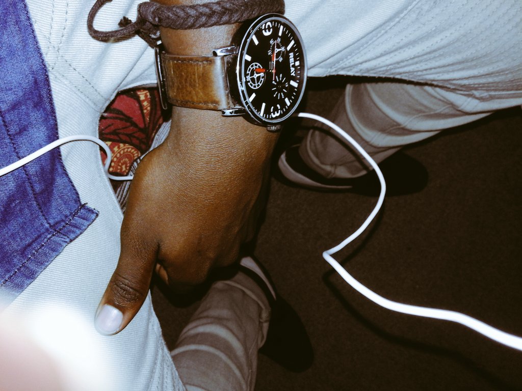SiyabulelaMbhe5's tweet photo. #No_rush💣 https://t.co/7YBL2MpL7R